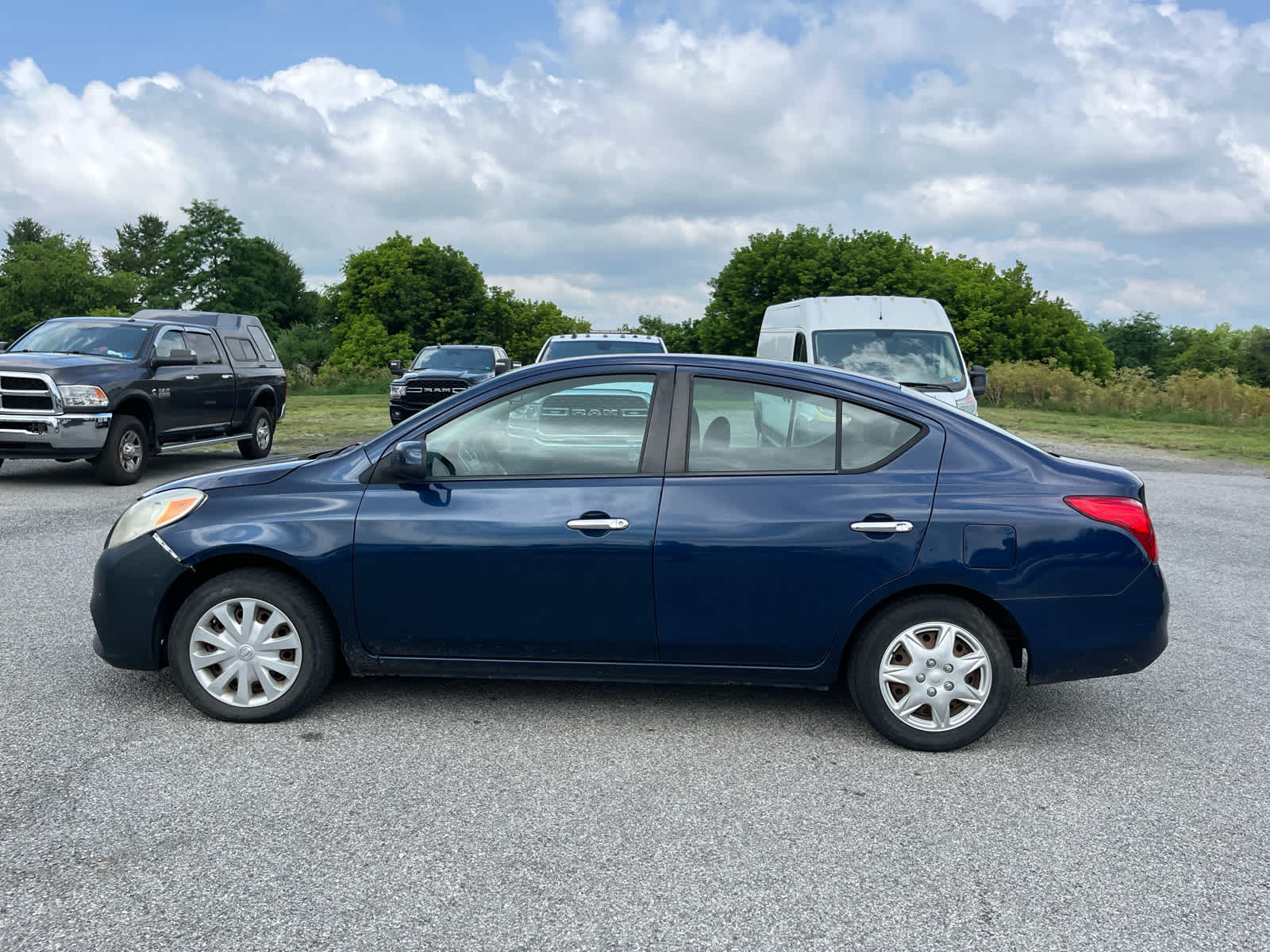 2012 Nissan Versa 1.6 SV