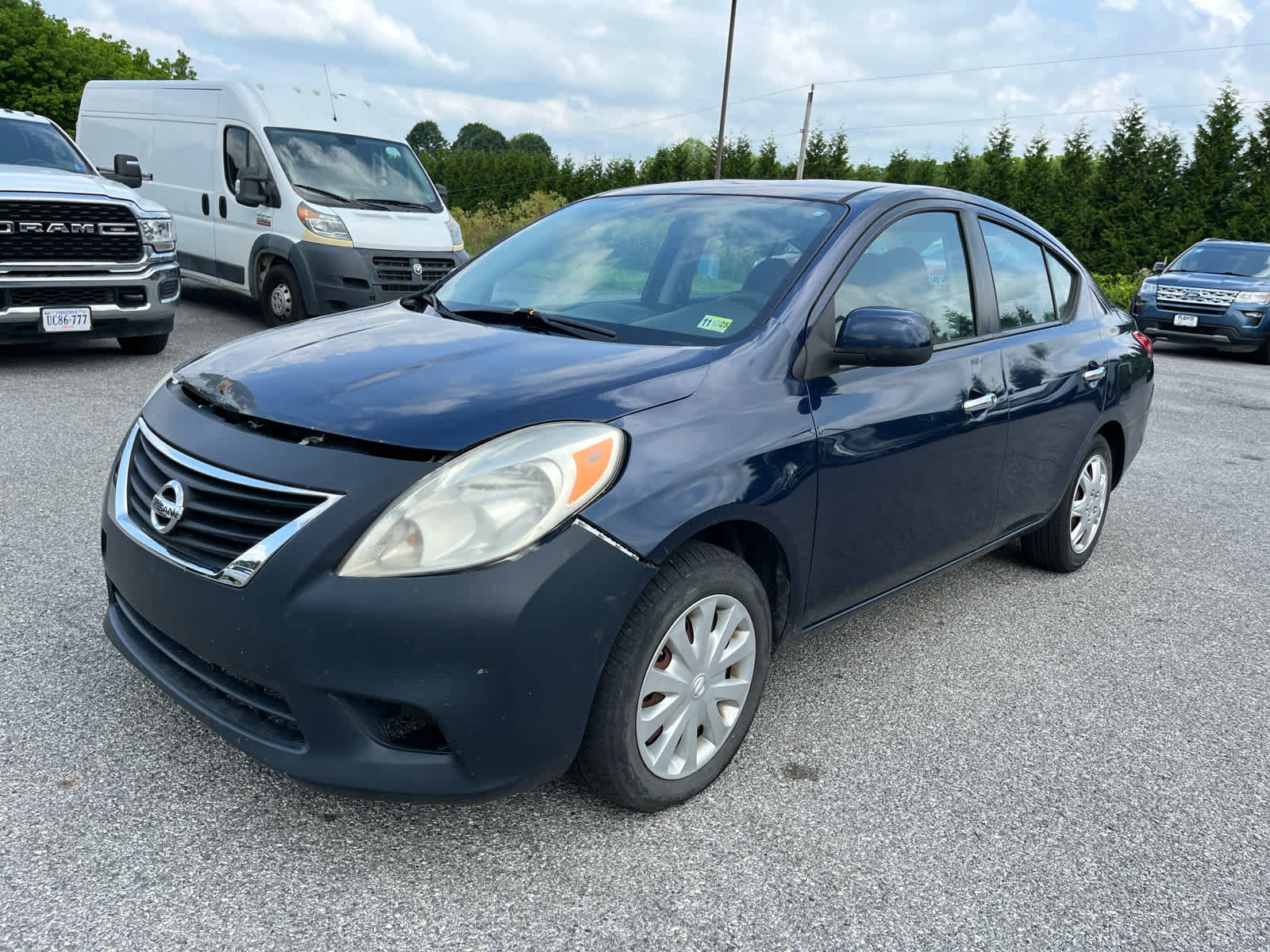 2012 Nissan Versa 1.6 SV