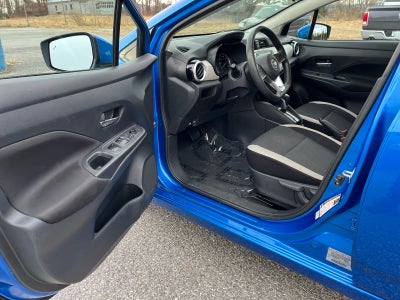 2021 Nissan Versa SV Xtronic CVT