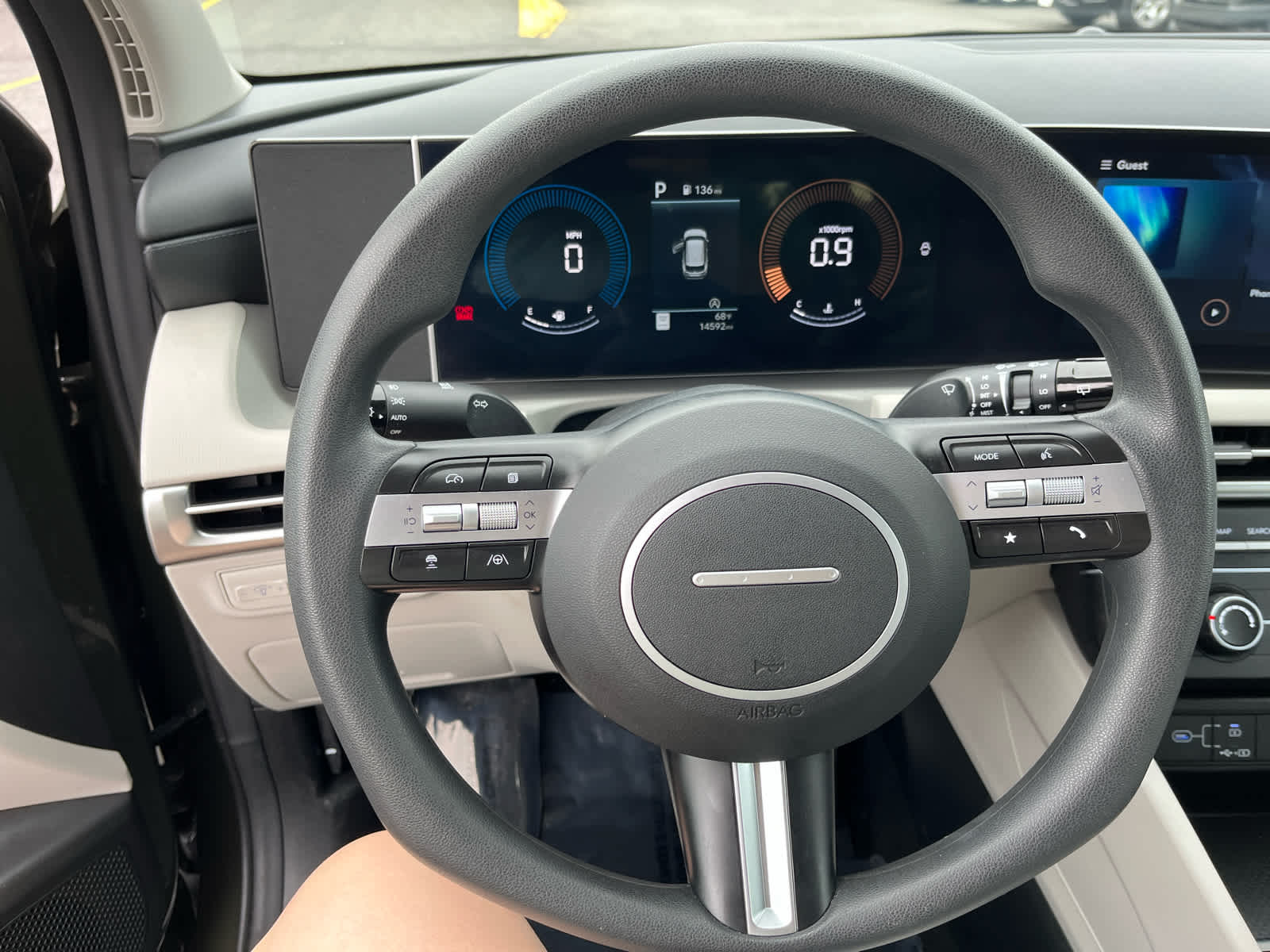 2025 Hyundai Tucson SE
