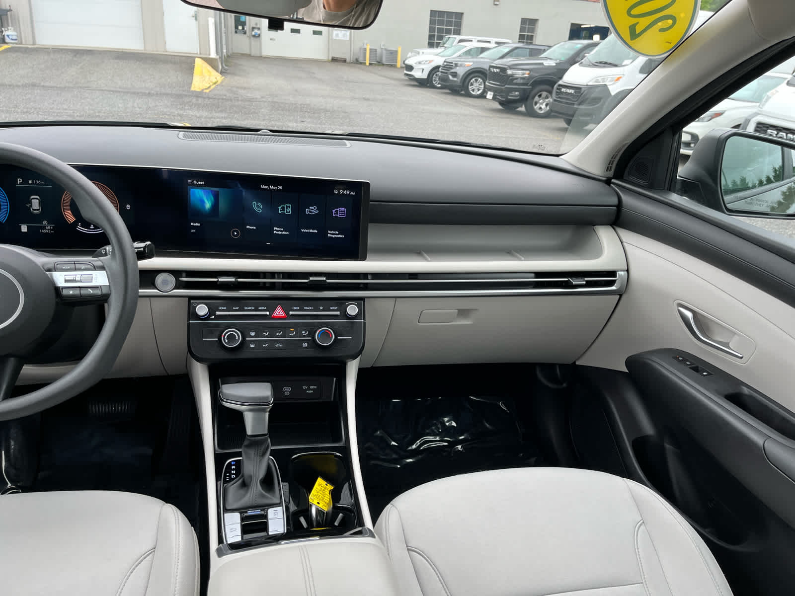 2025 Hyundai Tucson SE