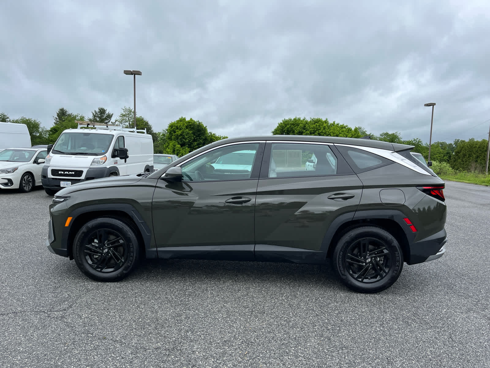 2025 Hyundai Tucson SE