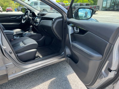 2022 Nissan Rogue Sport SL AWD Xtronic CVT