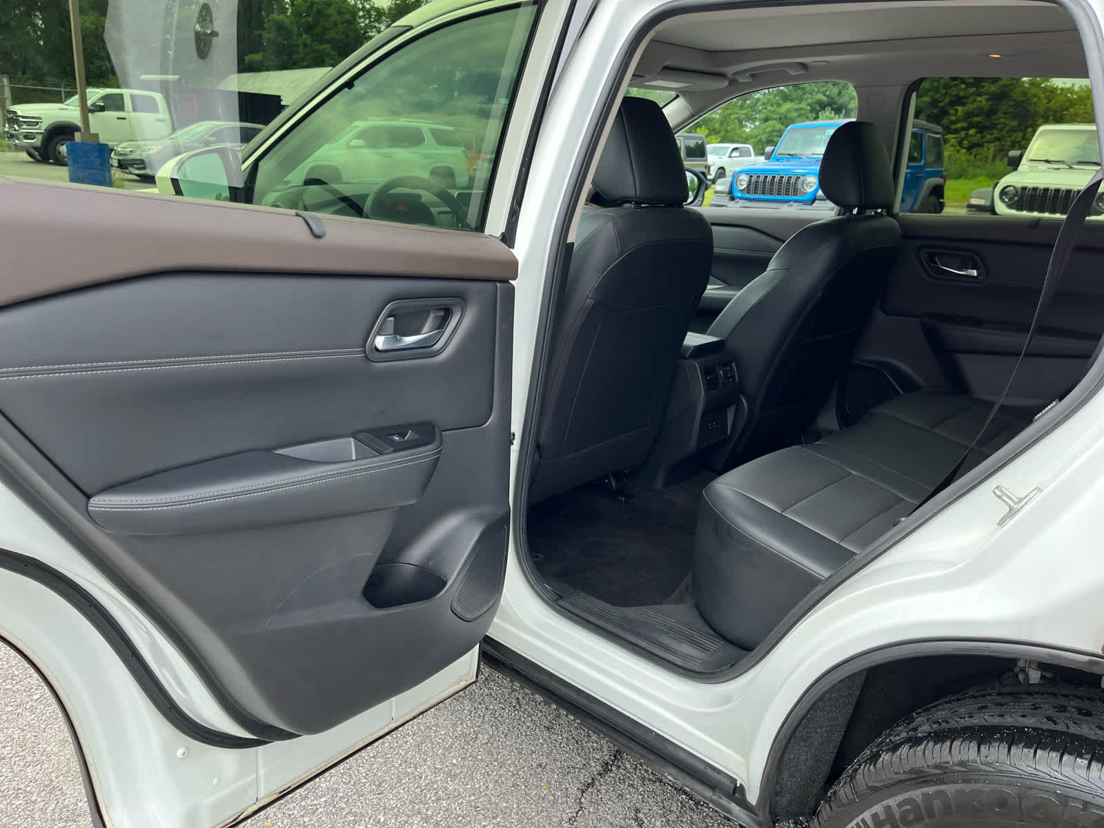 2023 Nissan Rogue SV Intelligent AWD