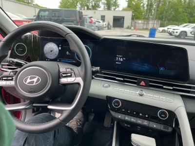 2025 Hyundai Elantra Limited