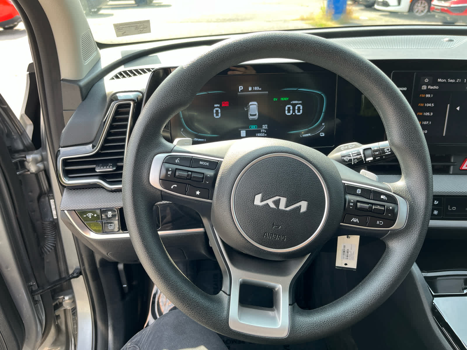 2025 Kia Sportage Hybrid LX