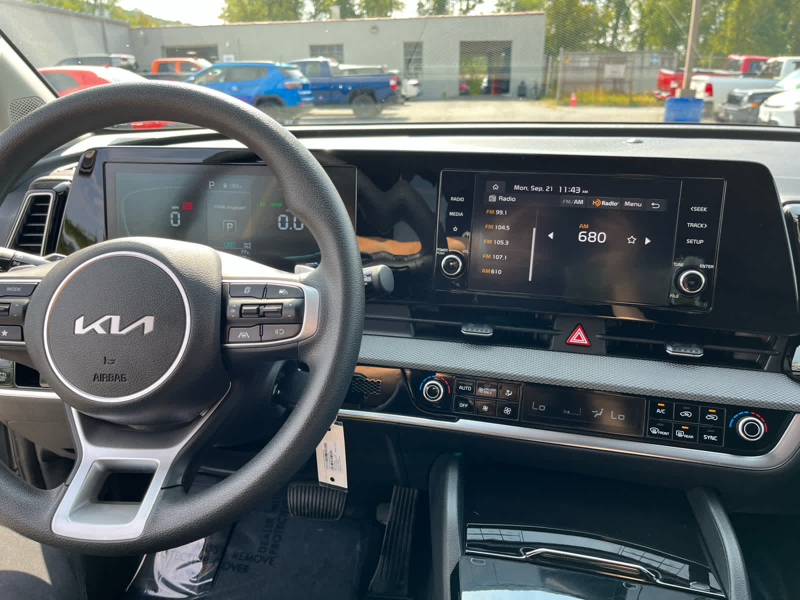 2025 Kia Sportage Hybrid LX