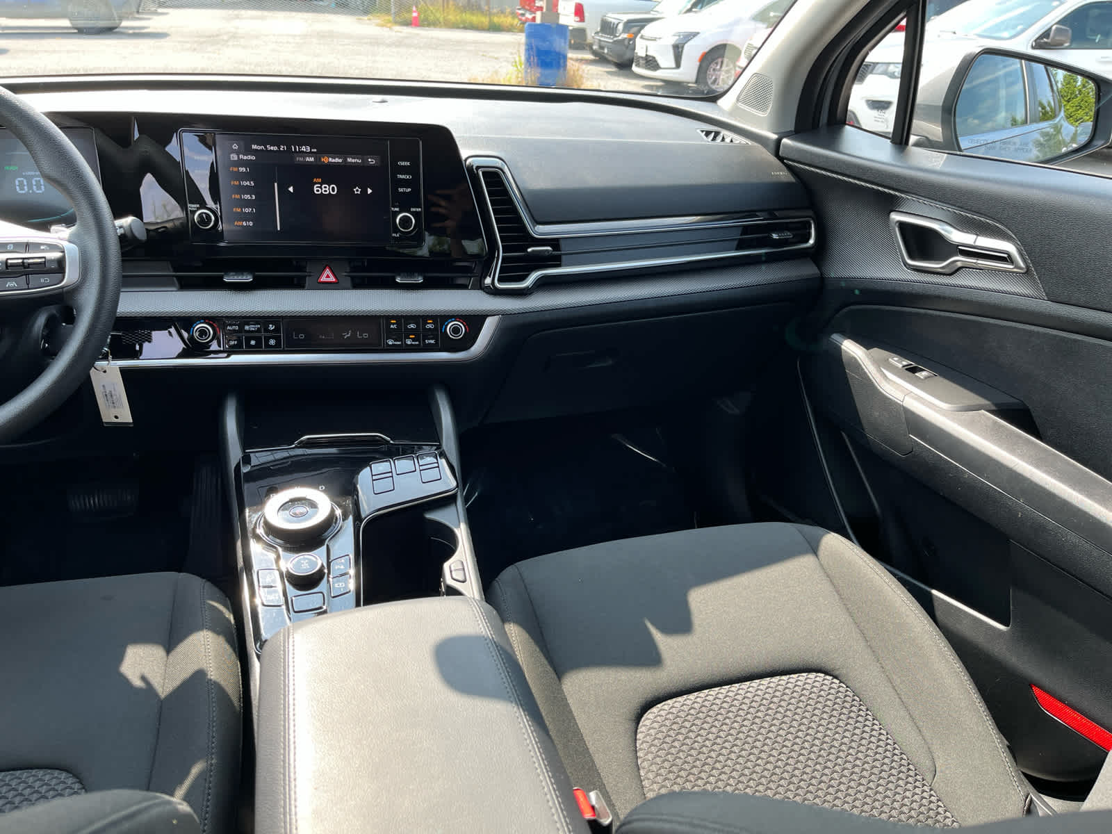 2025 Kia Sportage Hybrid LX