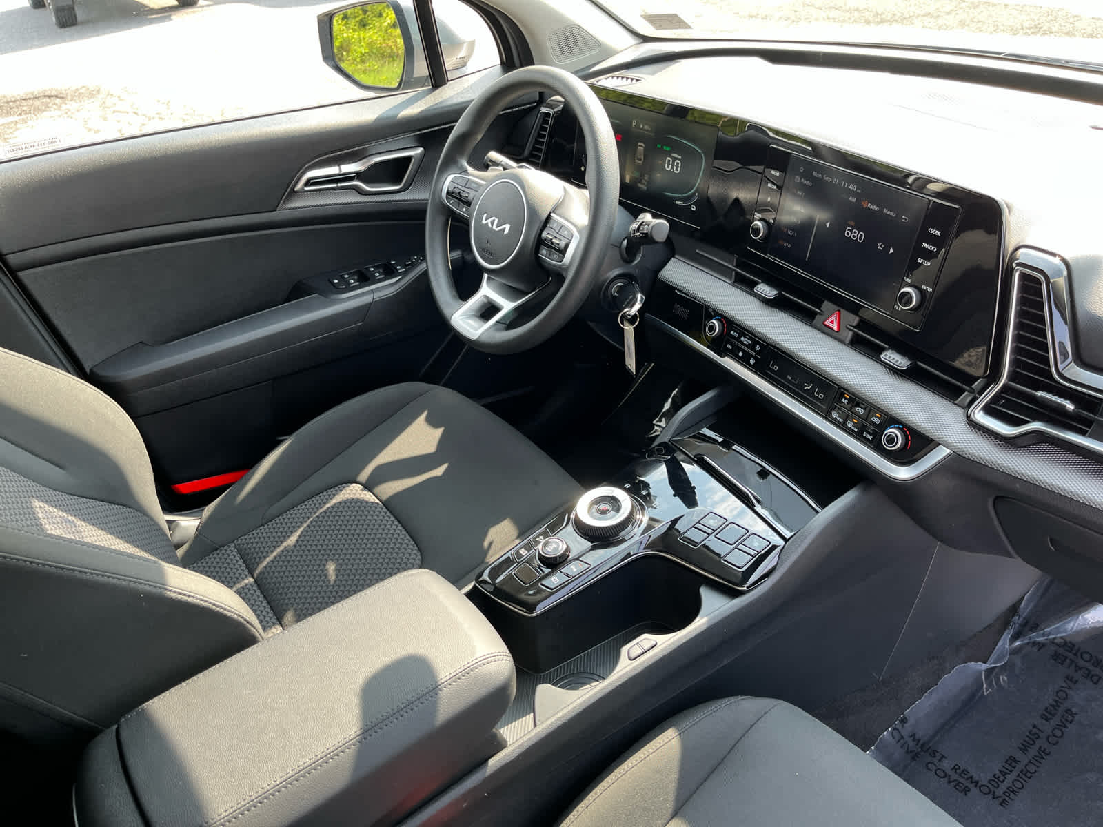 2025 Kia Sportage Hybrid LX