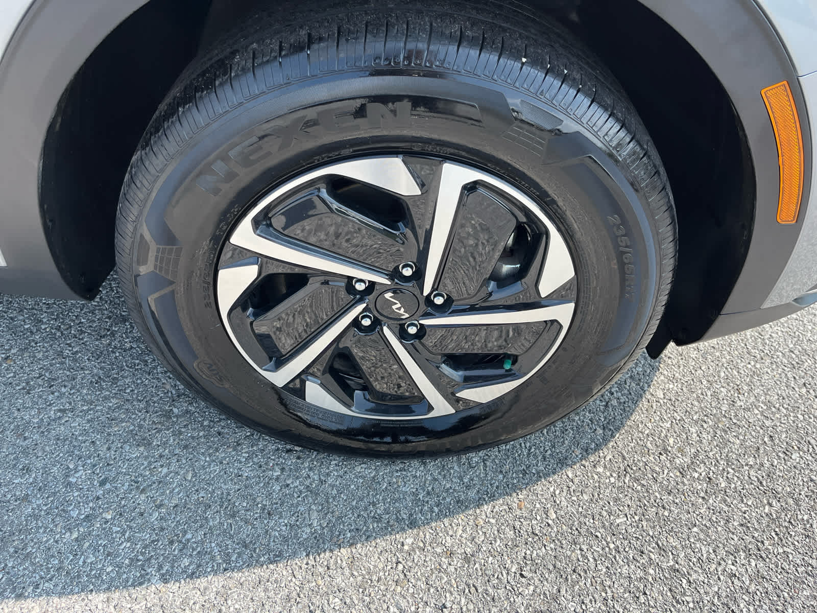 2025 Kia Sportage Hybrid LX