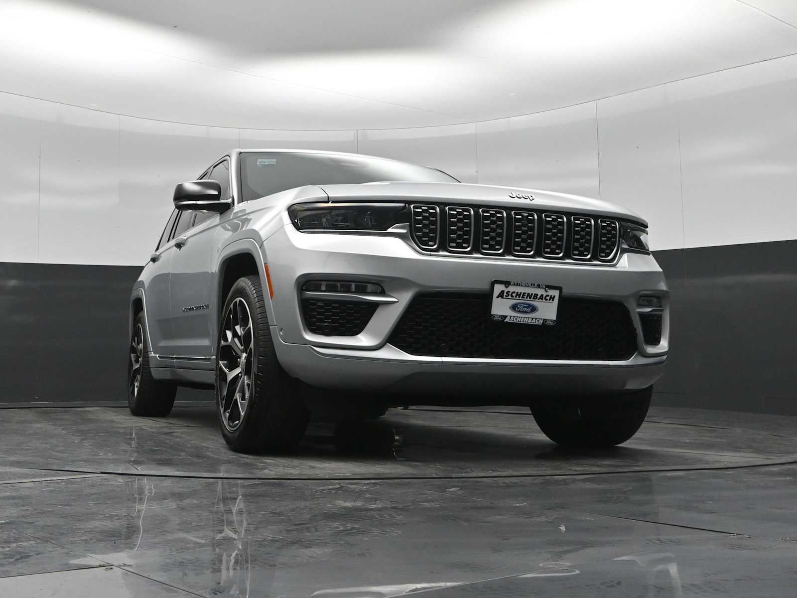 2022 Jeep Grand Cherokee Summit Reserve