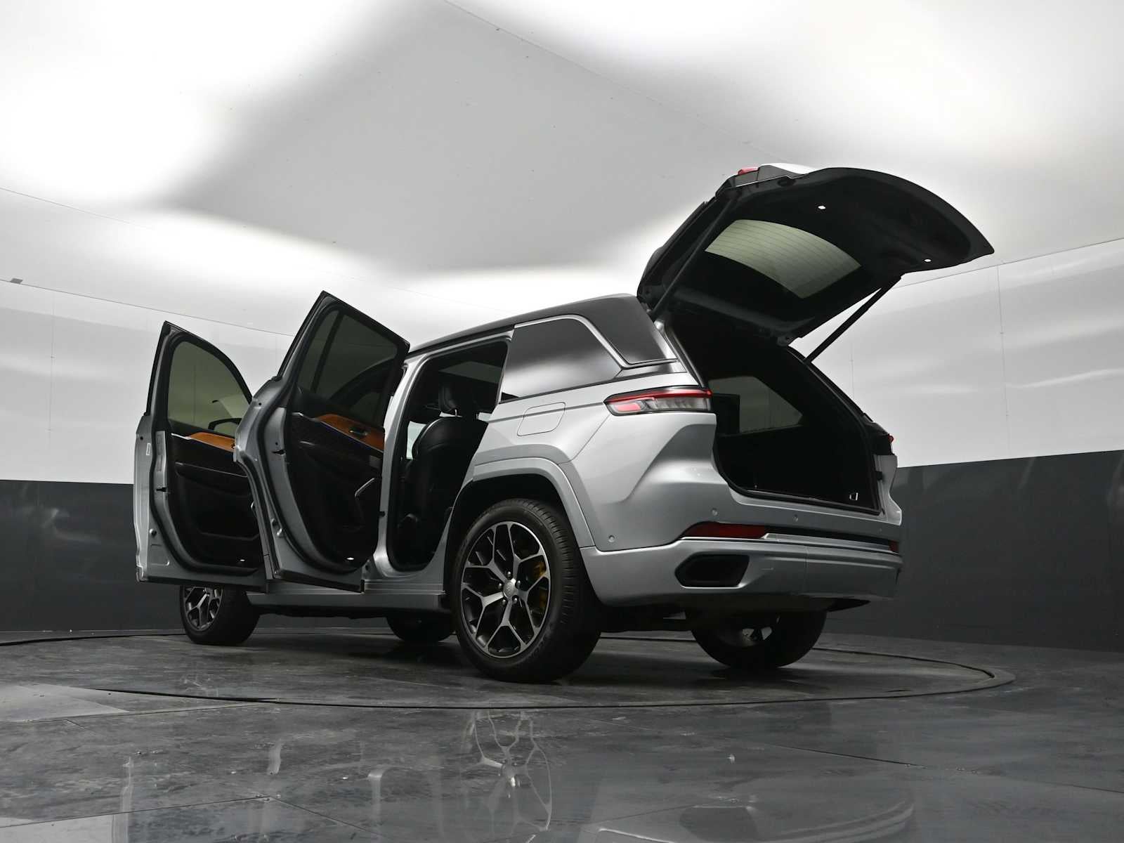 2022 Jeep Grand Cherokee Summit Reserve