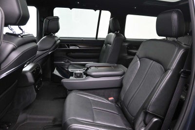 2023 Jeep Grand Wagoneer Base