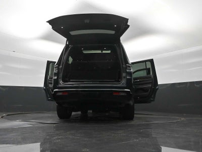 2023 Jeep Grand Wagoneer Base