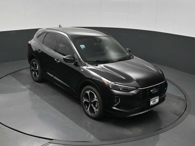 2023 Ford Escape ST-Line Elite