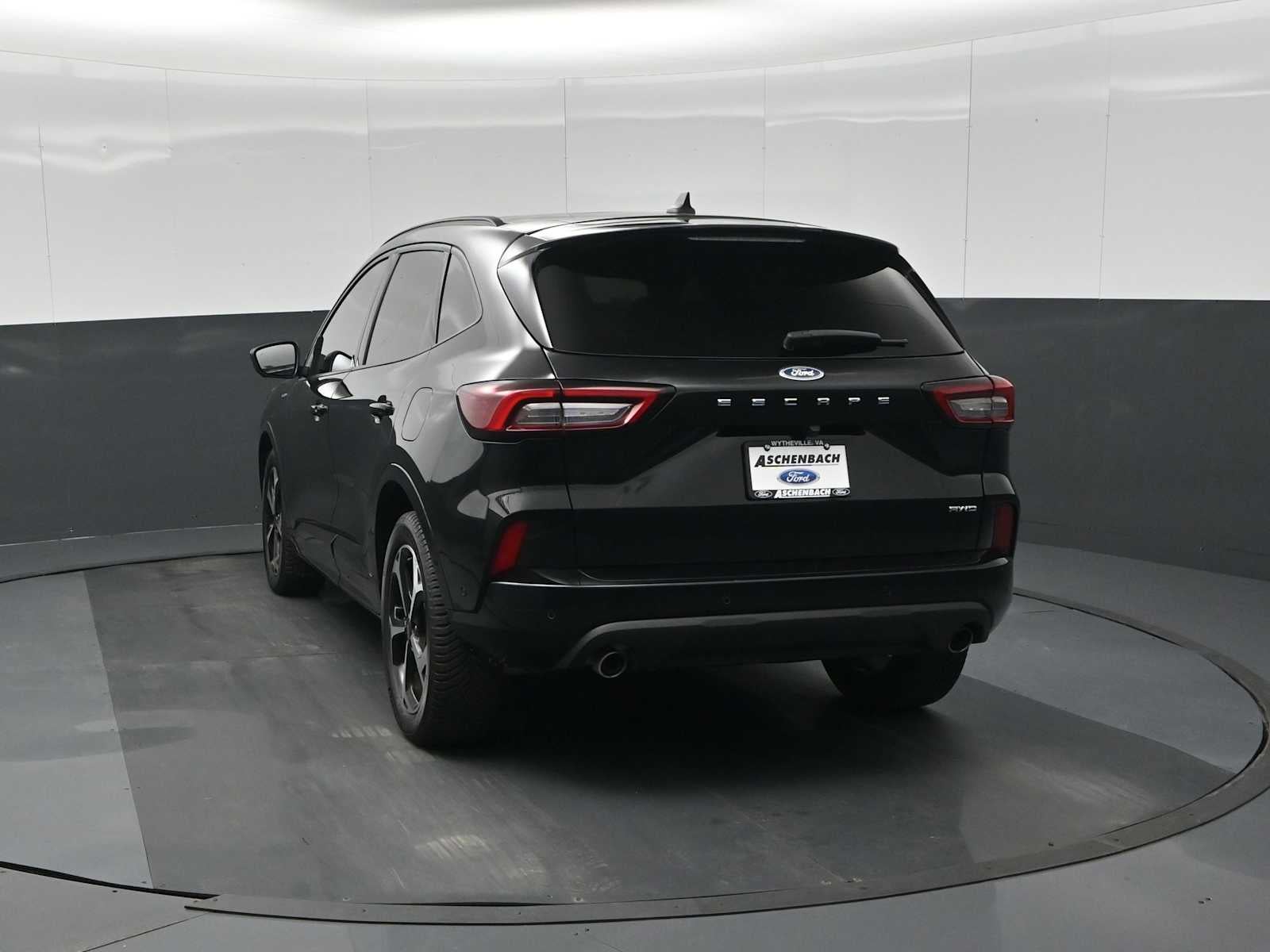 2023 Ford Escape ST-Line Elite