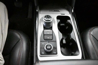 2024 Ford Explorer ST-Line