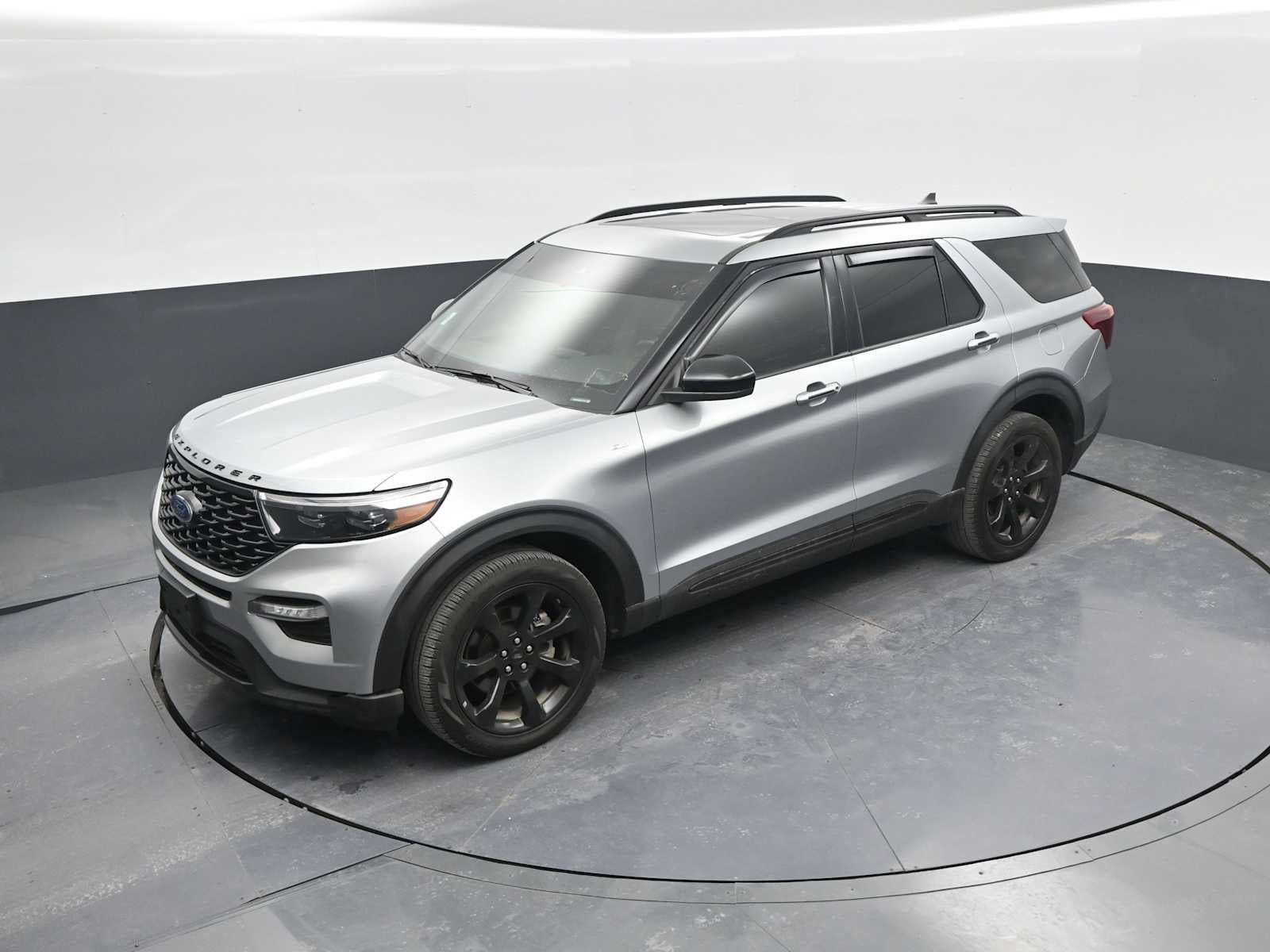 2024 Ford Explorer ST-Line