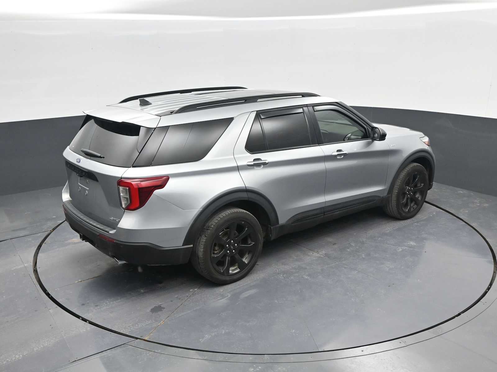 2024 Ford Explorer ST-Line