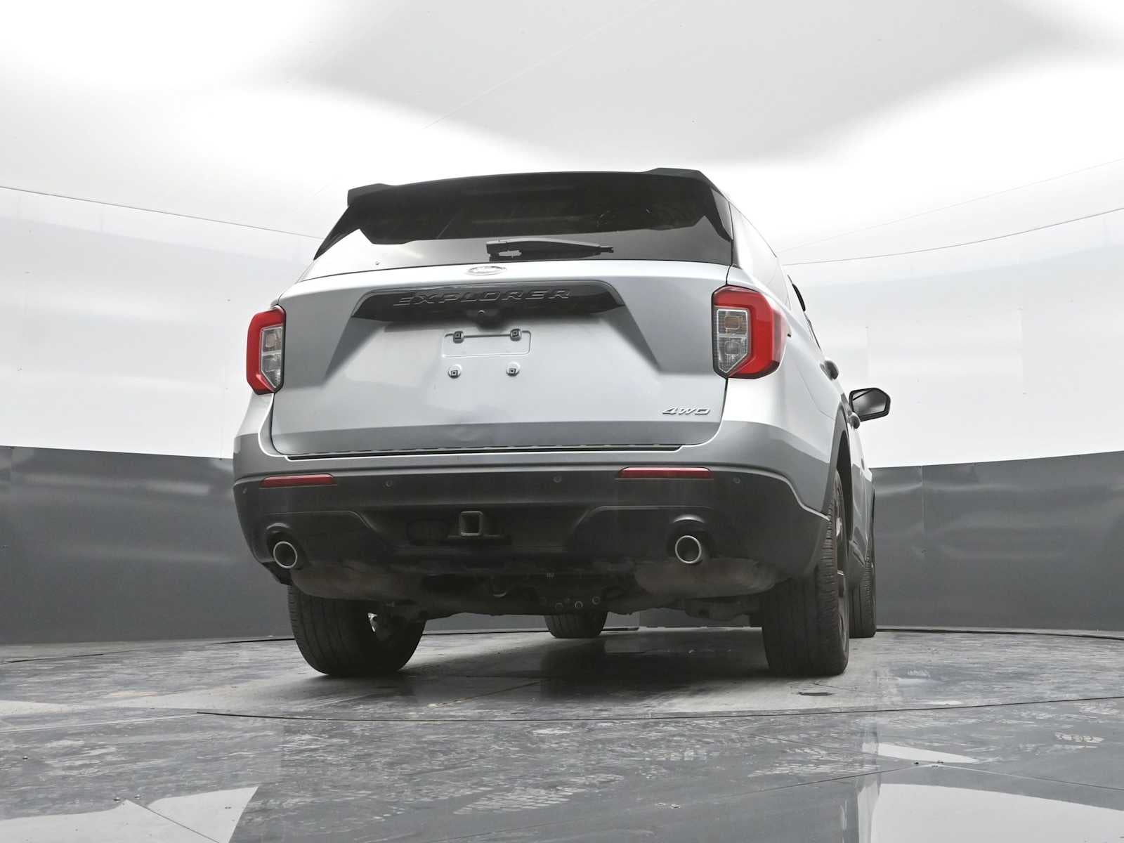 2024 Ford Explorer ST-Line