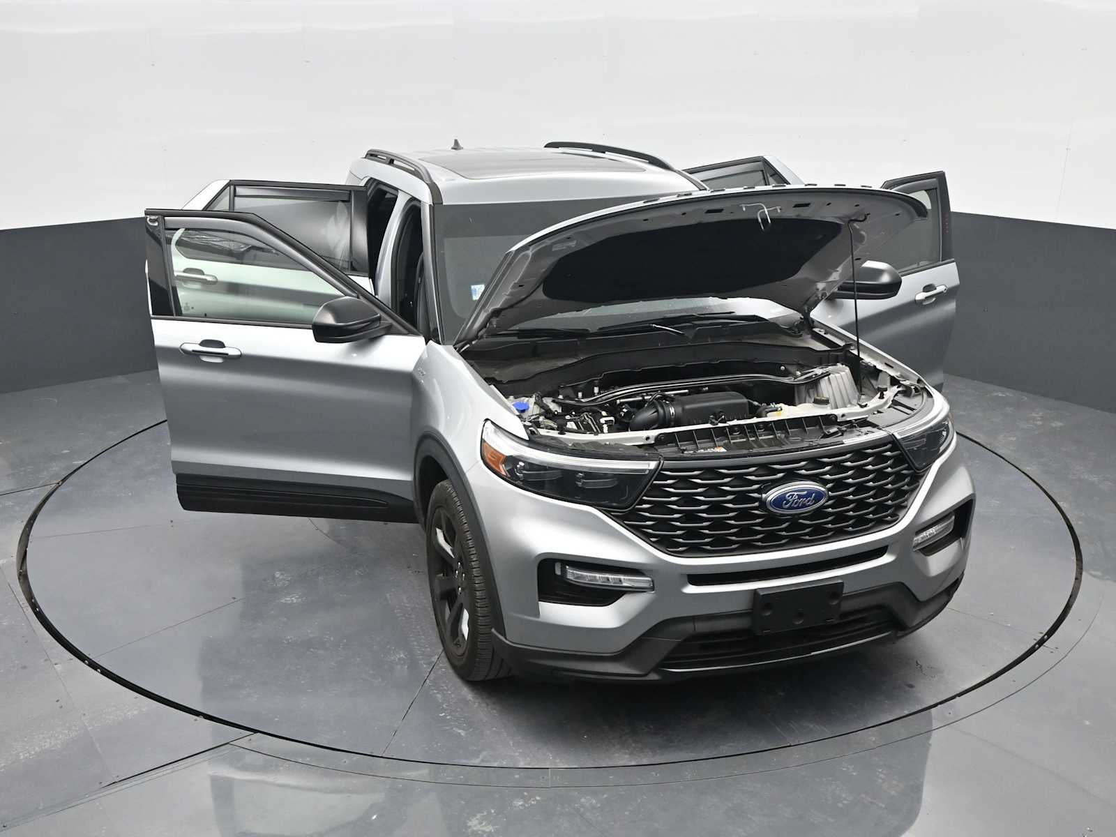 2024 Ford Explorer ST-Line