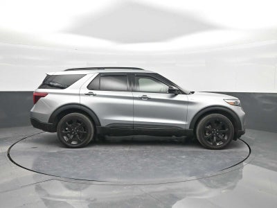 2024 Ford Explorer ST-Line