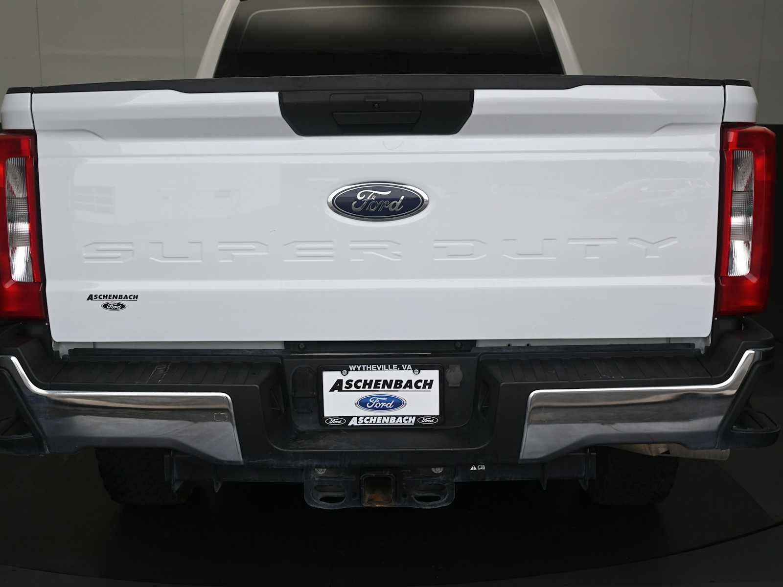 2023 Ford Super Duty F-250 Pickup XL