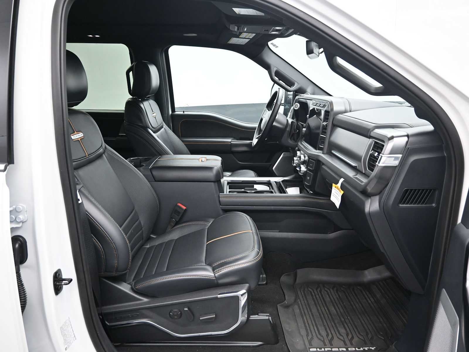 2024 Ford Super Duty F-250 Pickup Platinum