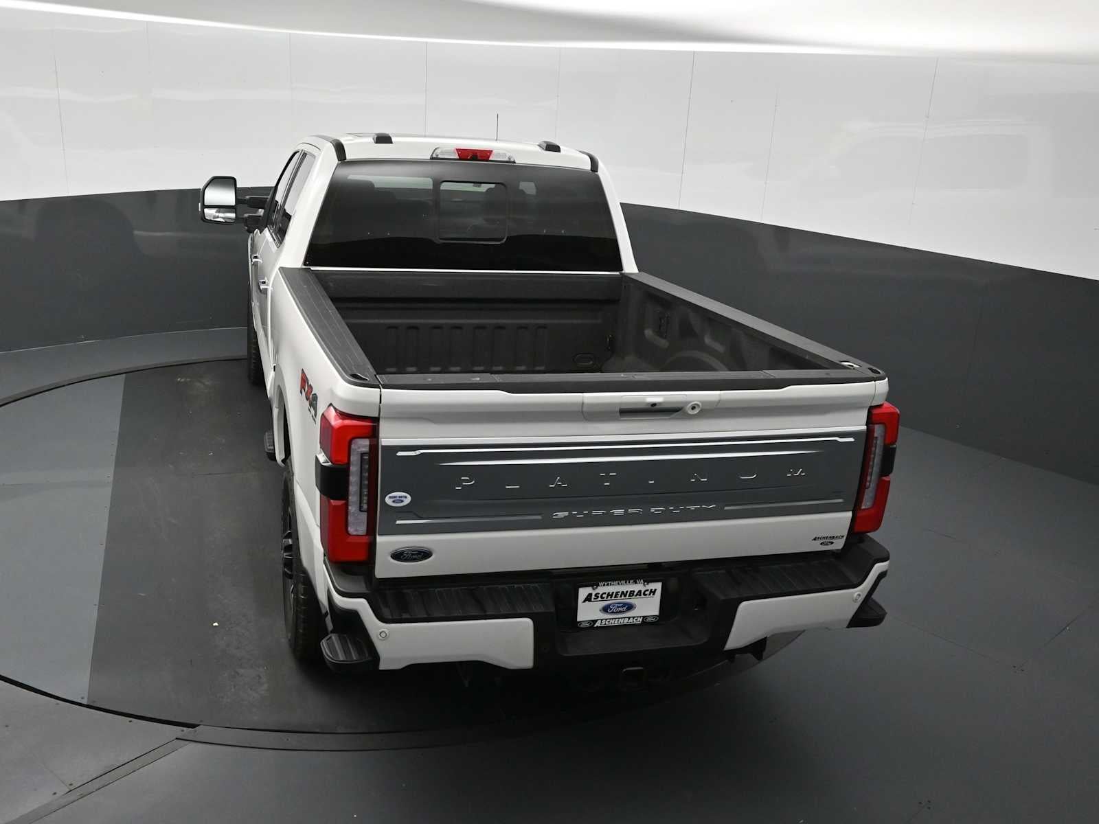 2024 Ford Super Duty F-250 Pickup Platinum