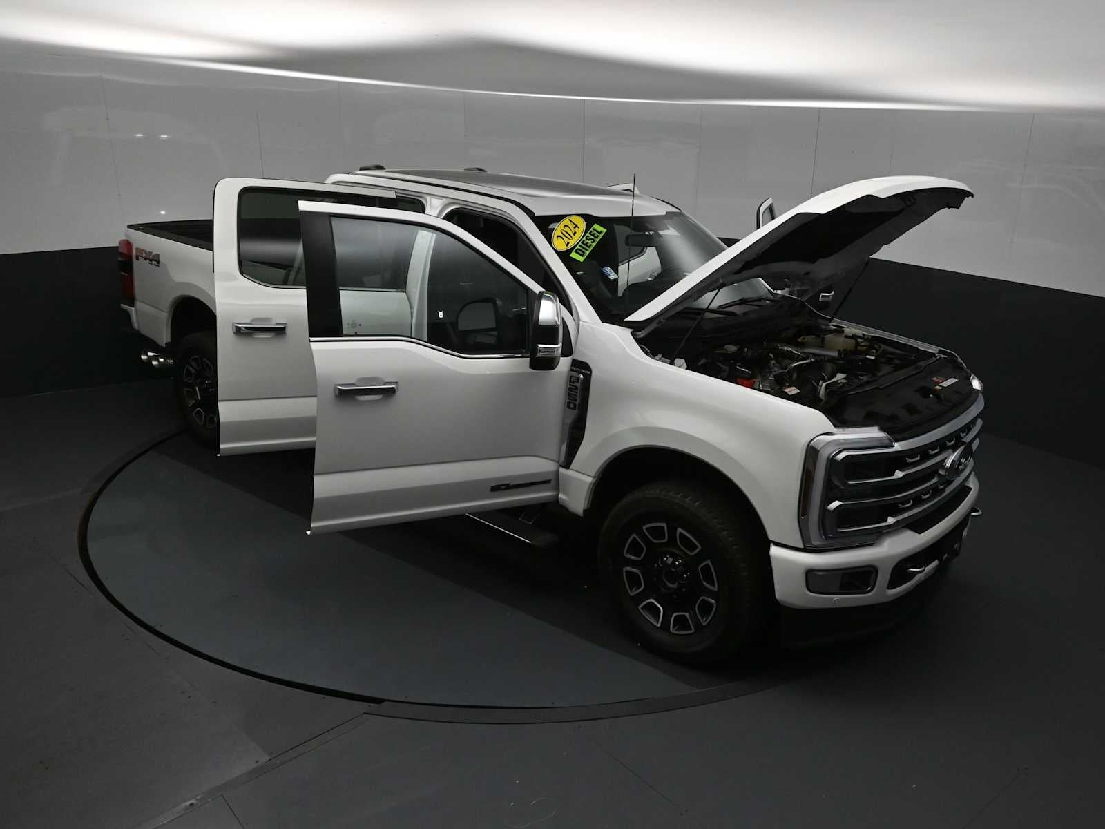 2024 Ford Super Duty F-250 Pickup Platinum