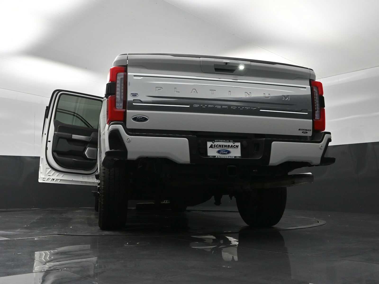 2024 Ford Super Duty F-250 Pickup Platinum
