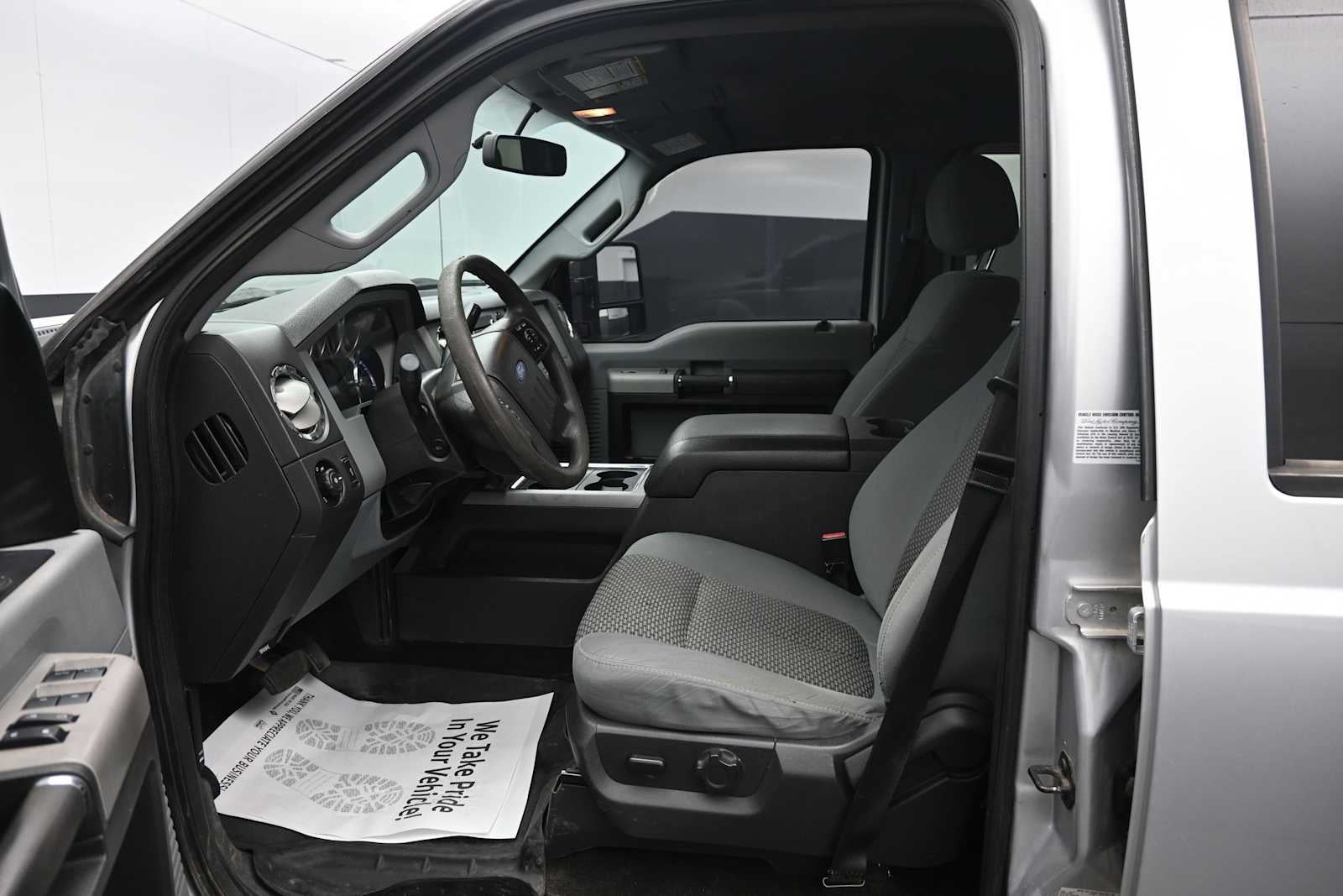 2015 Ford Super Duty F-350 SRW Pickup XLT