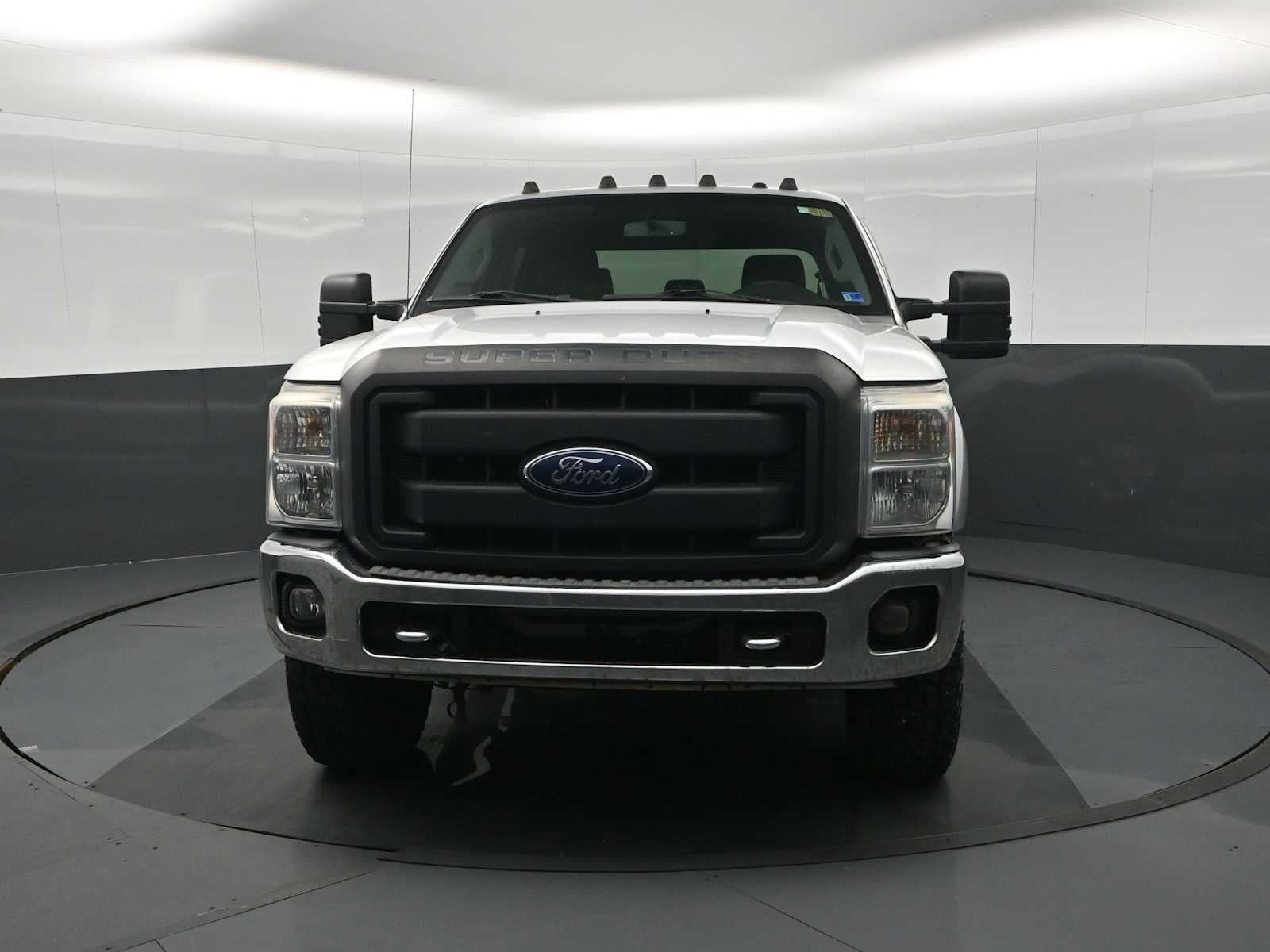 2015 Ford Super Duty F-350 SRW Pickup XLT