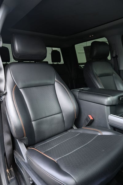 2025 Ford Super Duty F-350 DRW Pickup LARIAT