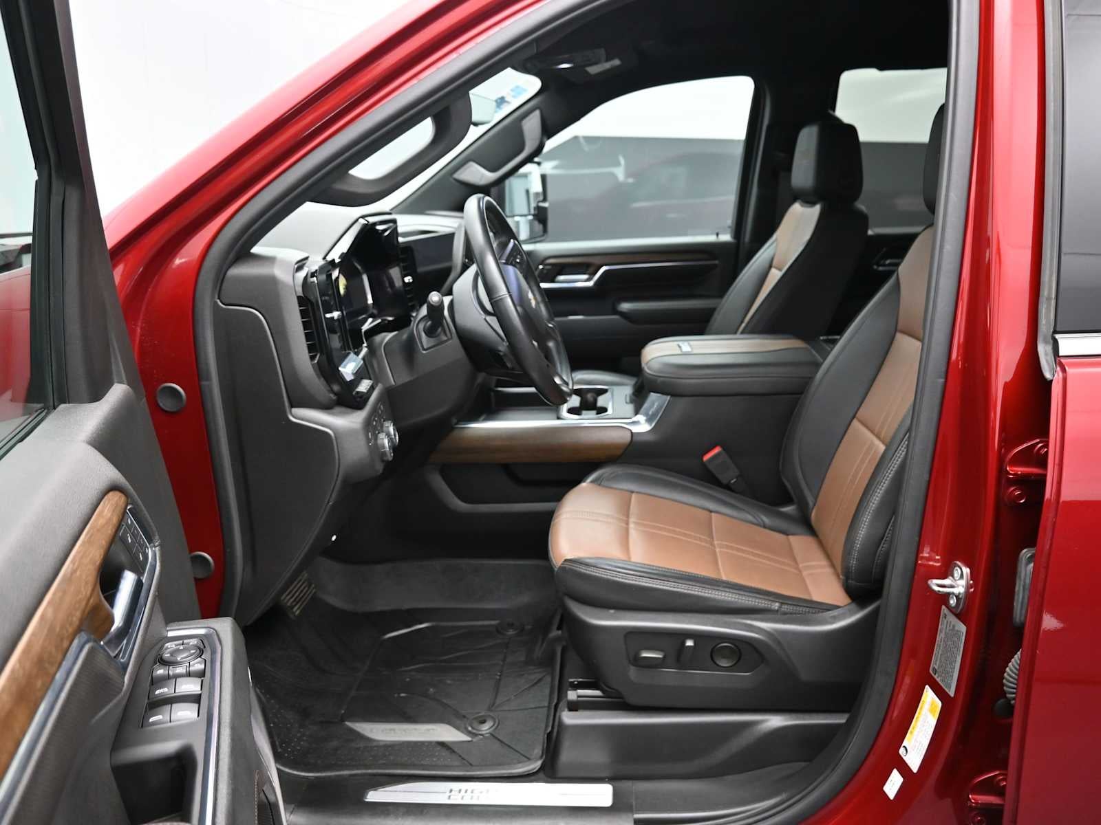 2024 Chevrolet Silverado 3500HD High Country