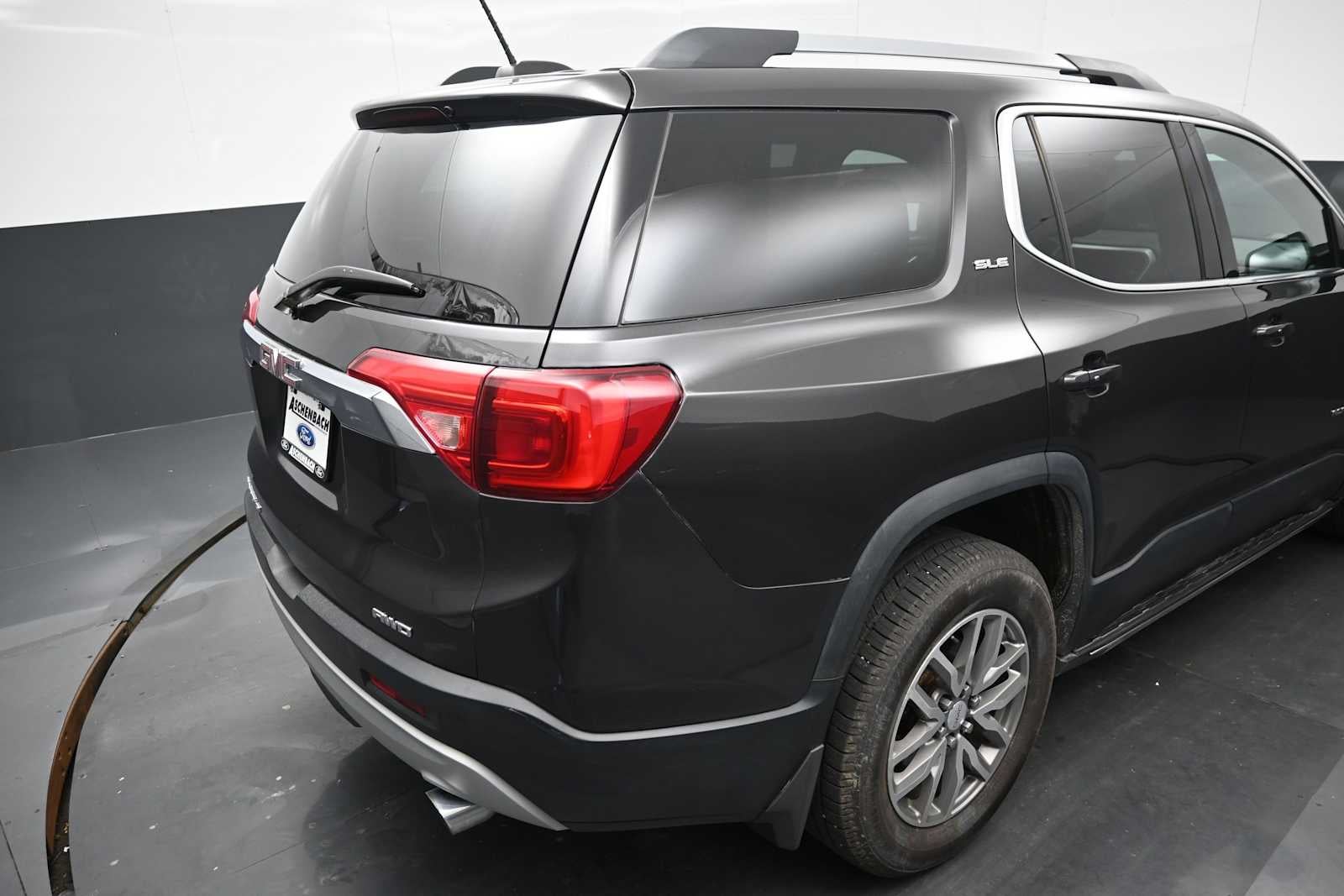 2017 GMC Acadia SLE