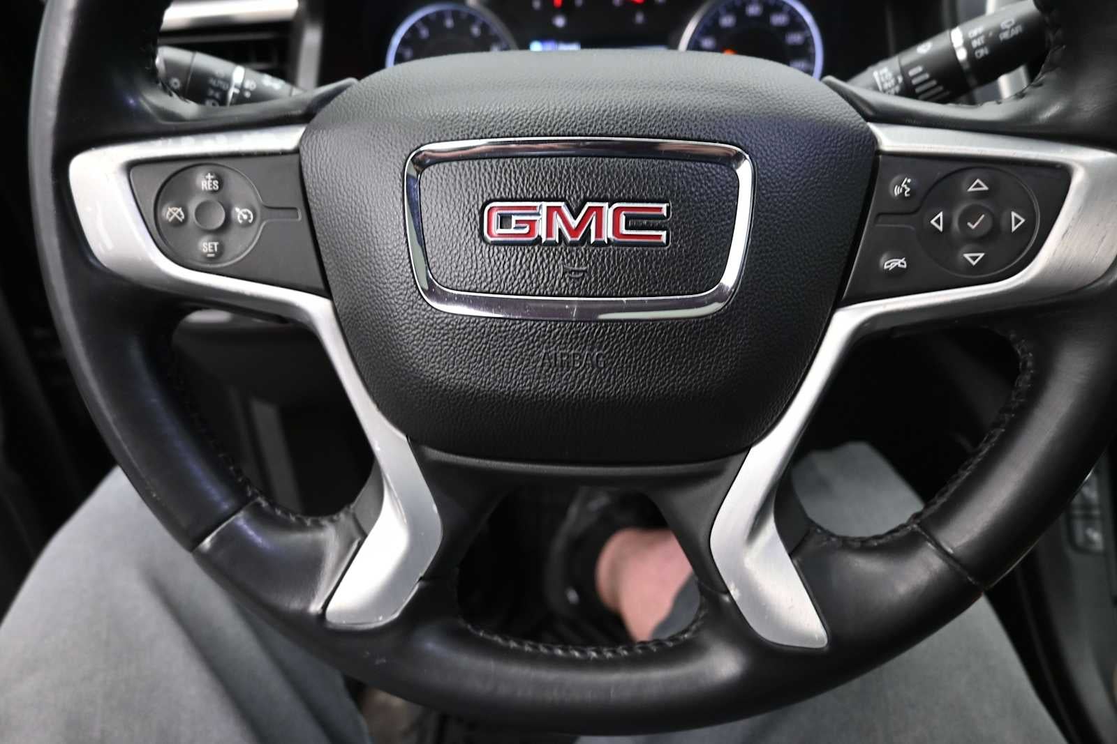 2017 GMC Acadia SLE