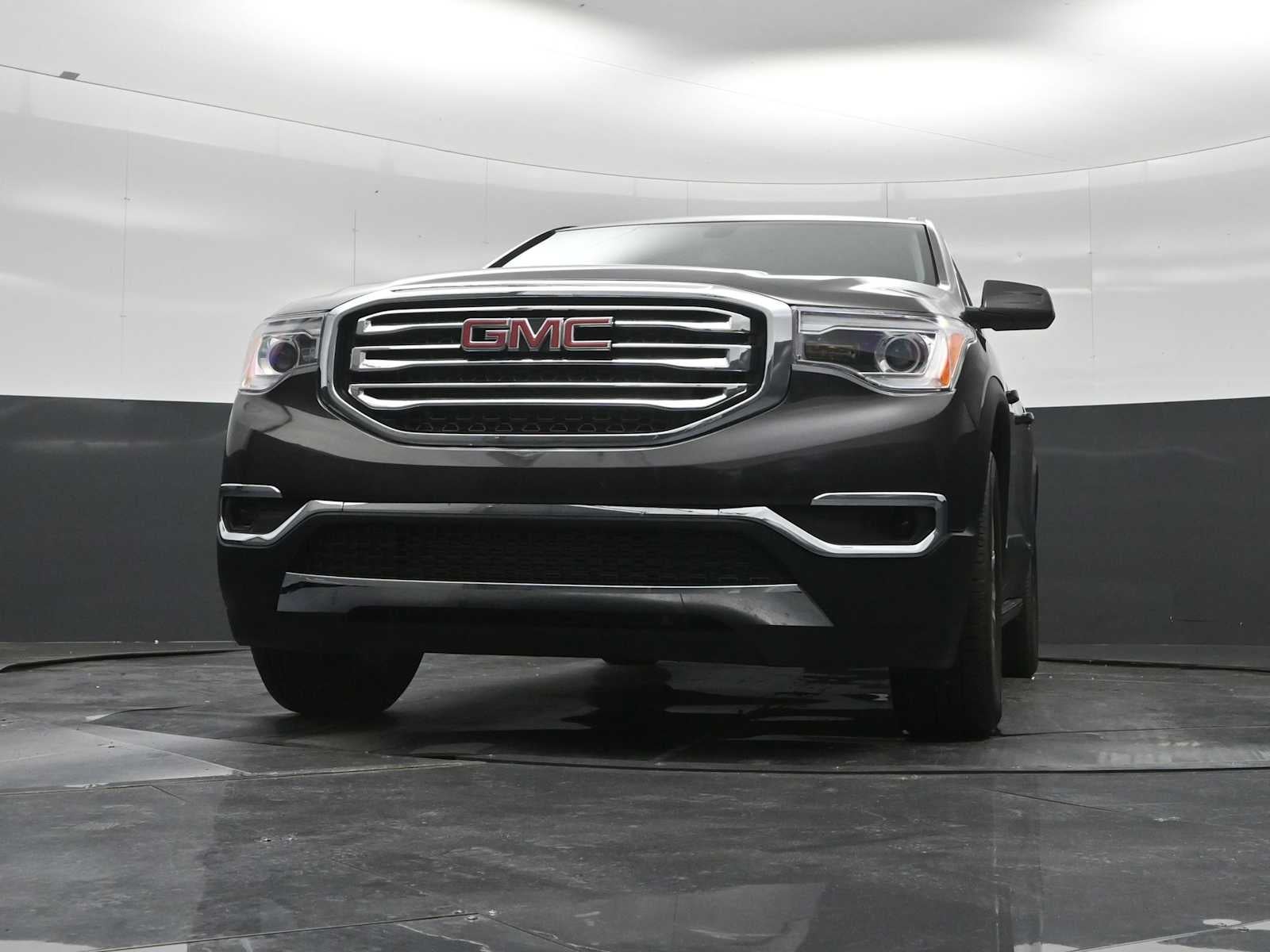 2017 GMC Acadia SLE
