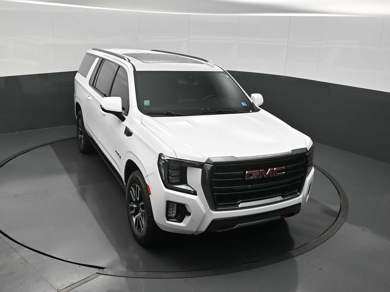 2022 GMC Yukon XL AT4