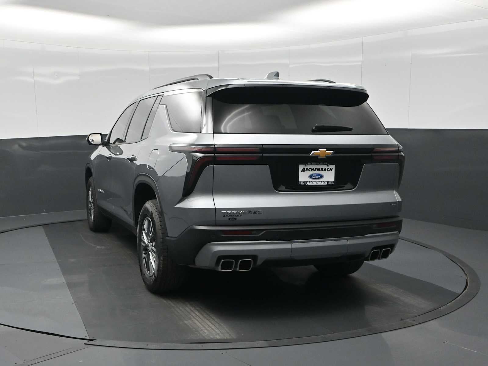 2024 Chevrolet Traverse FWD LT