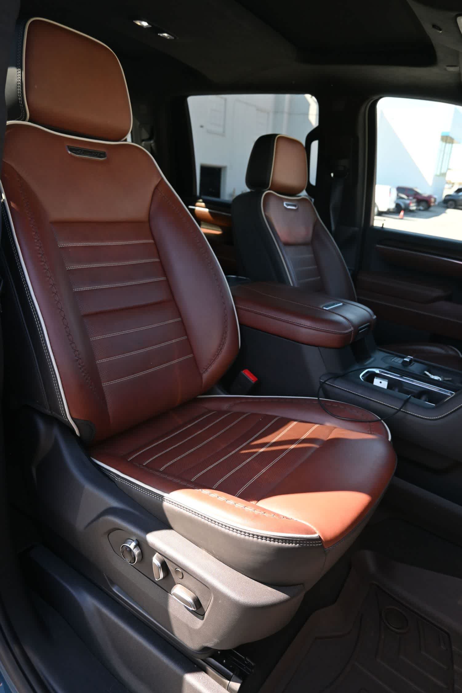2025 GMC Sierra 3500HD Denali Ultimate