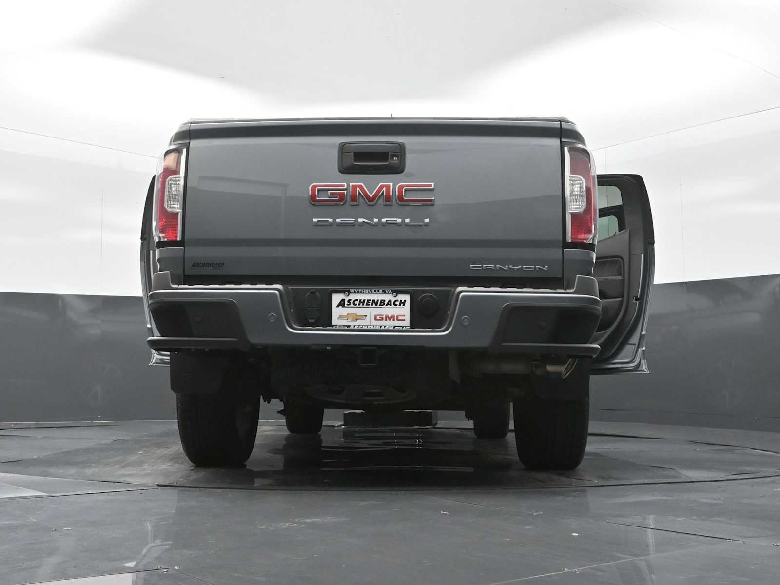 2022 GMC Canyon 4WD Denali