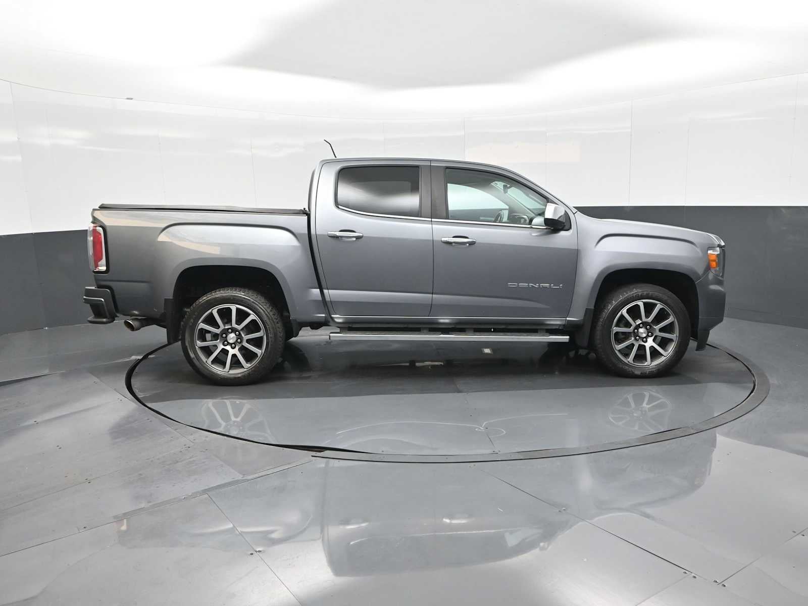 2022 GMC Canyon 4WD Denali