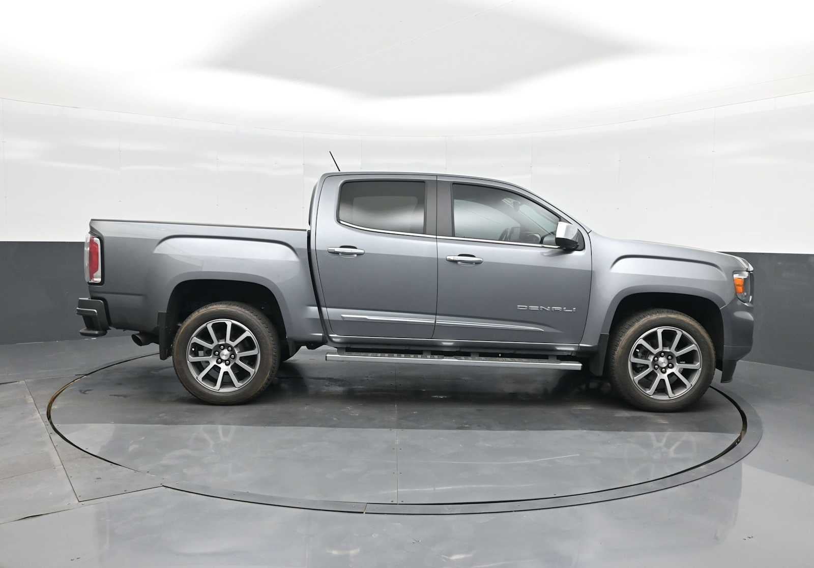 2022 GMC Canyon 4WD Denali