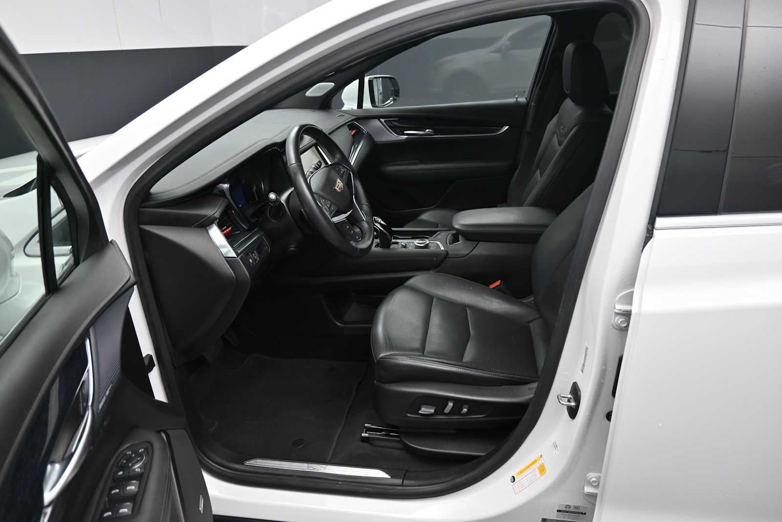 2024 Cadillac XT5 FWD Premium Luxury