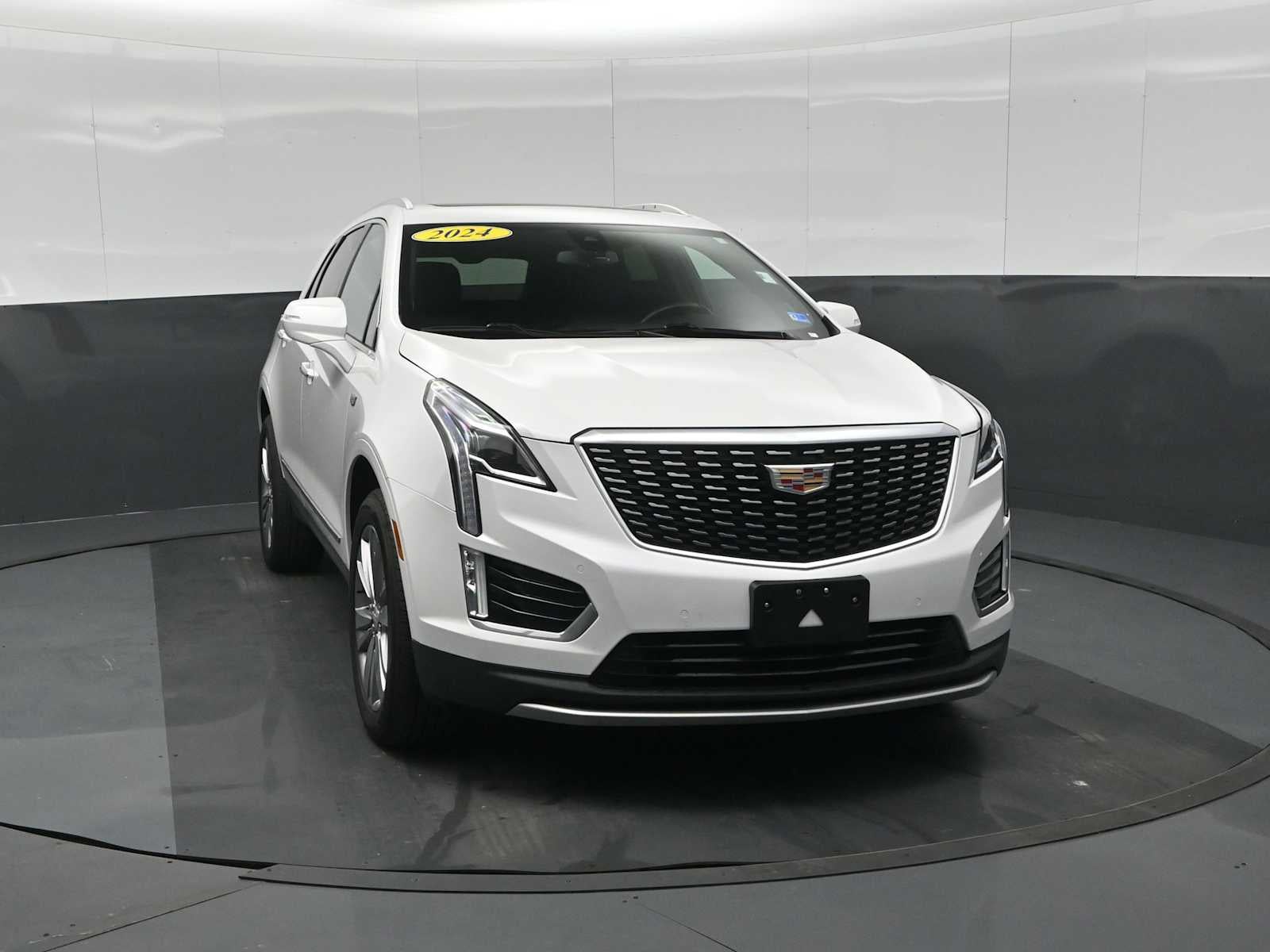 2024 Cadillac XT5 FWD Premium Luxury