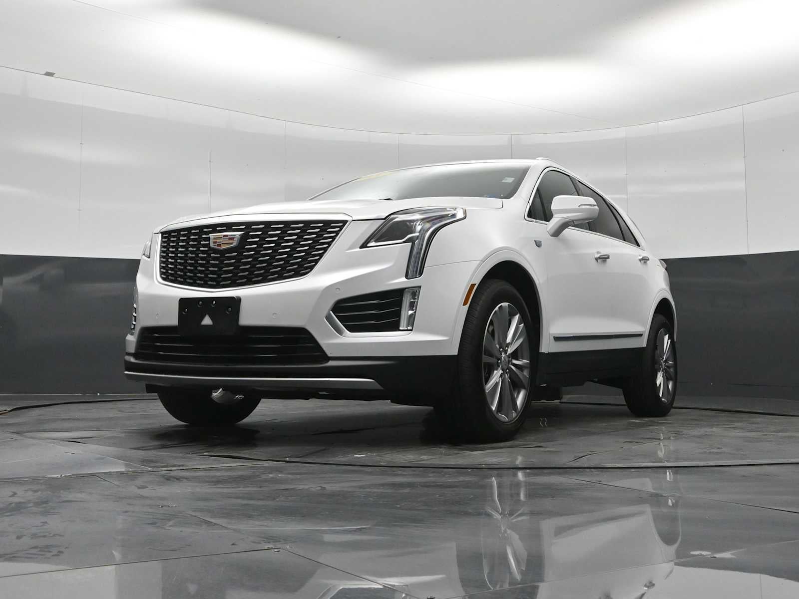 2024 Cadillac XT5 FWD Premium Luxury