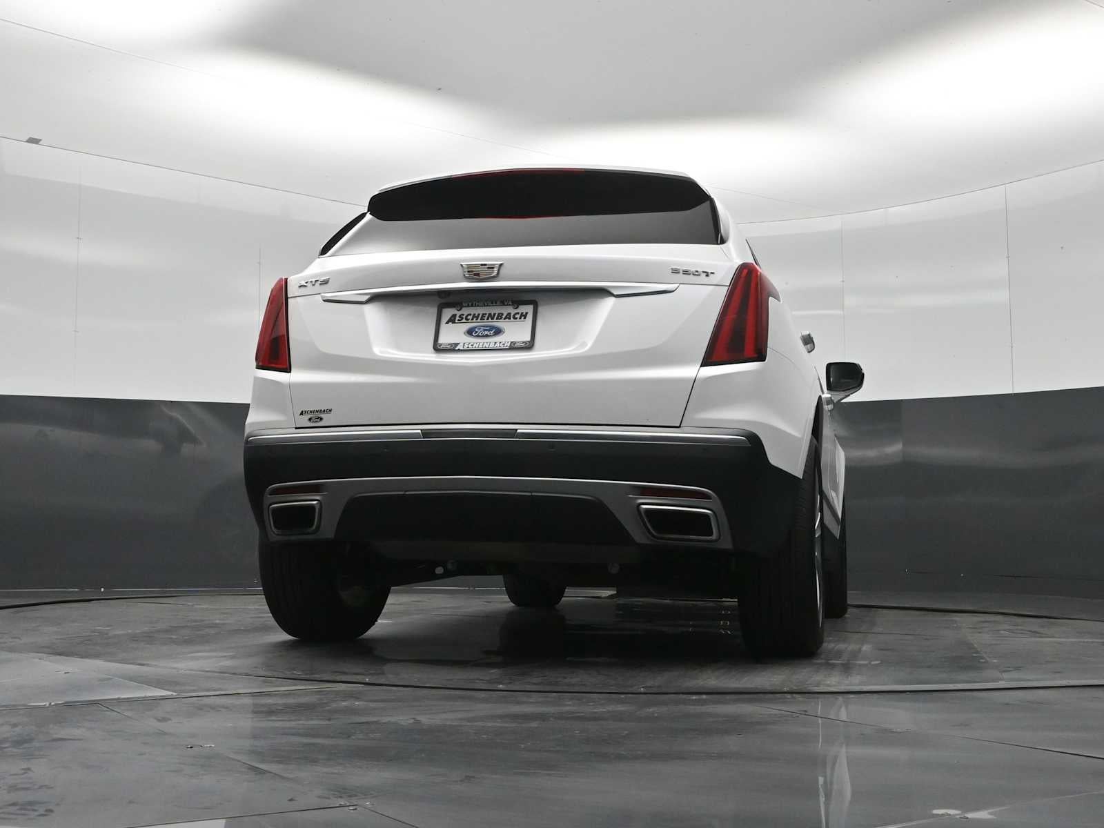 2024 Cadillac XT5 FWD Premium Luxury