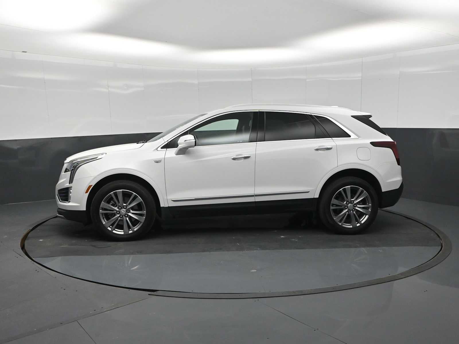 2024 Cadillac XT5 FWD Premium Luxury