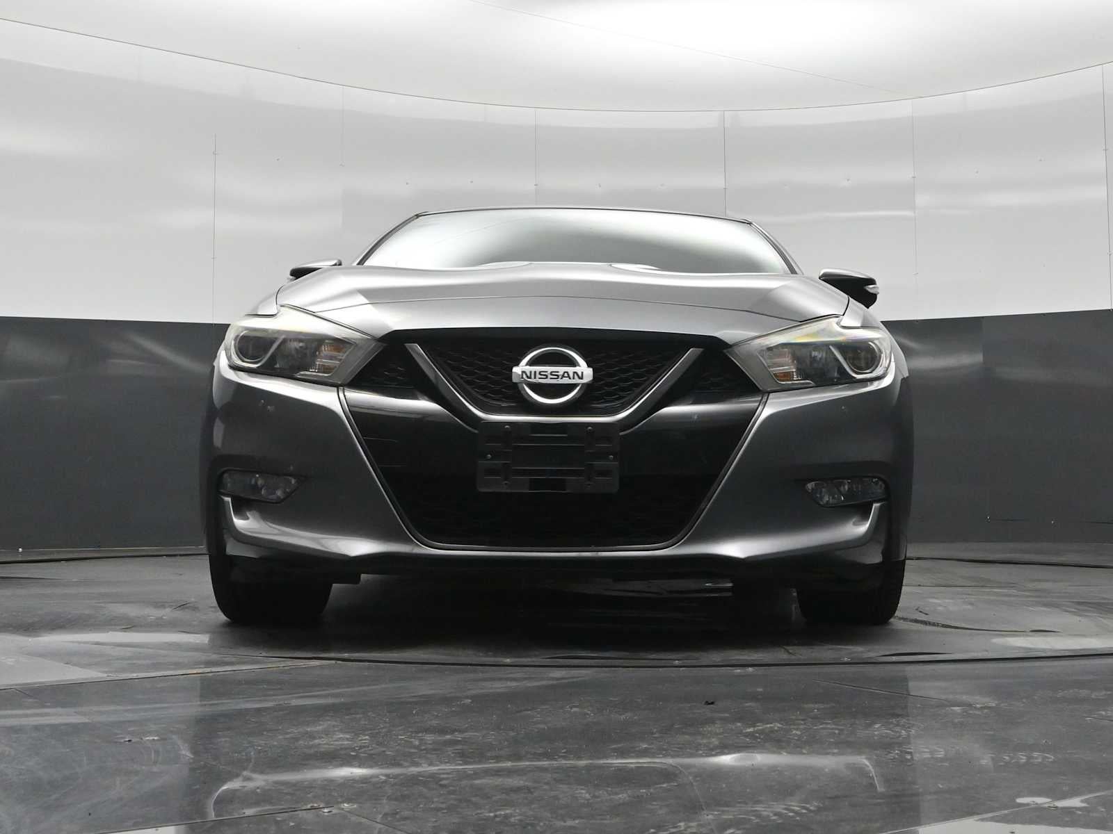 2018 Nissan Maxima SR